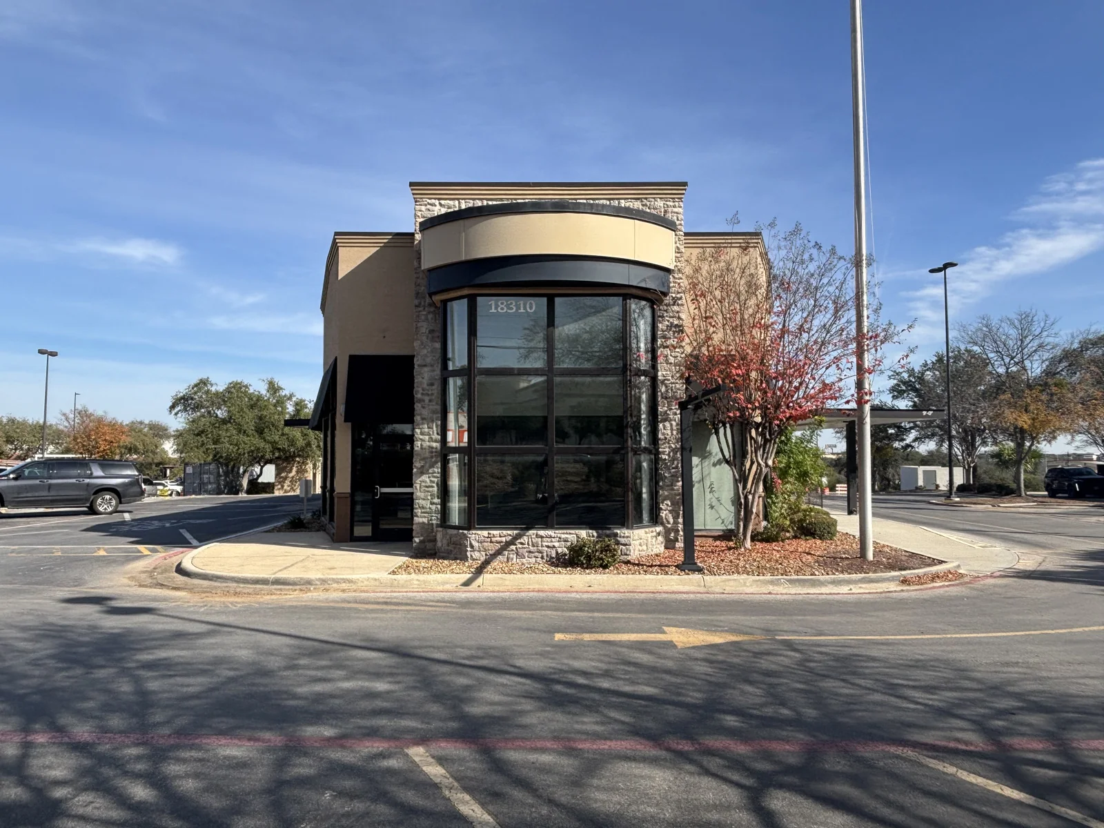 Former Chick-fil-A — Lease in San Antonio, TX, photo 1 of 2