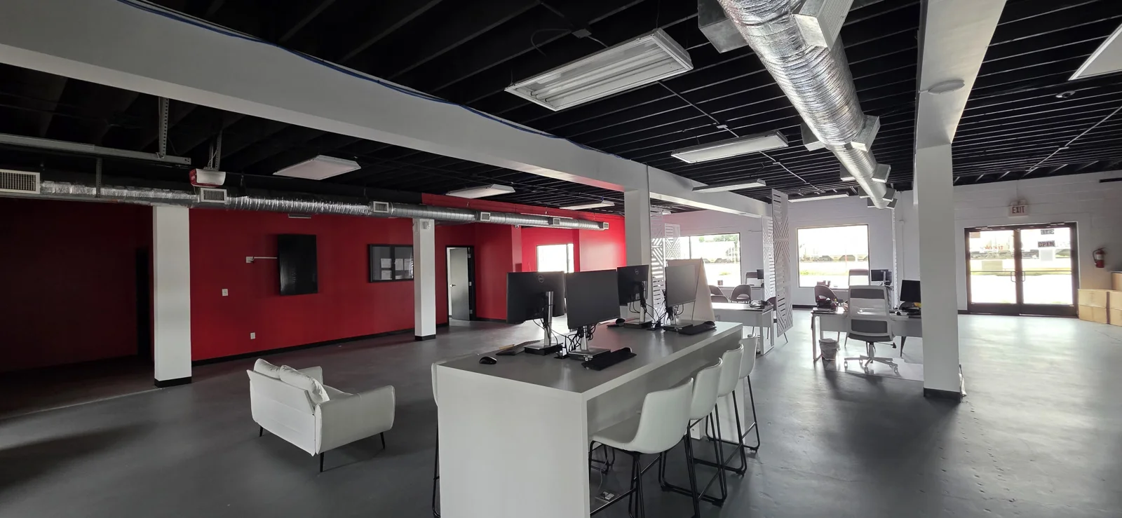 Standalone Retail Building — Sale in Mcallen, TX, photo 5 of 8