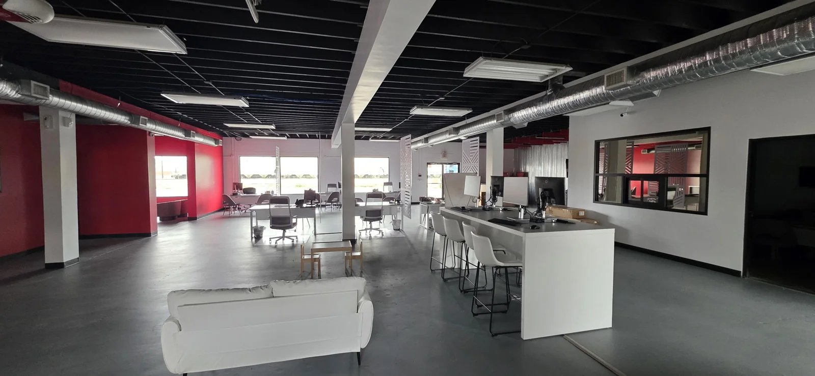 Standalone Retail Building — Sale in Mcallen, TX, photo 6 of 8