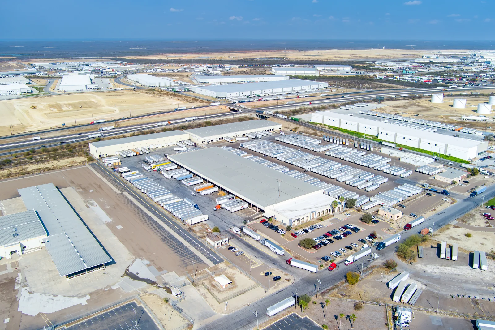 Tailwind Unitec - photo 2 - Laredo, TX