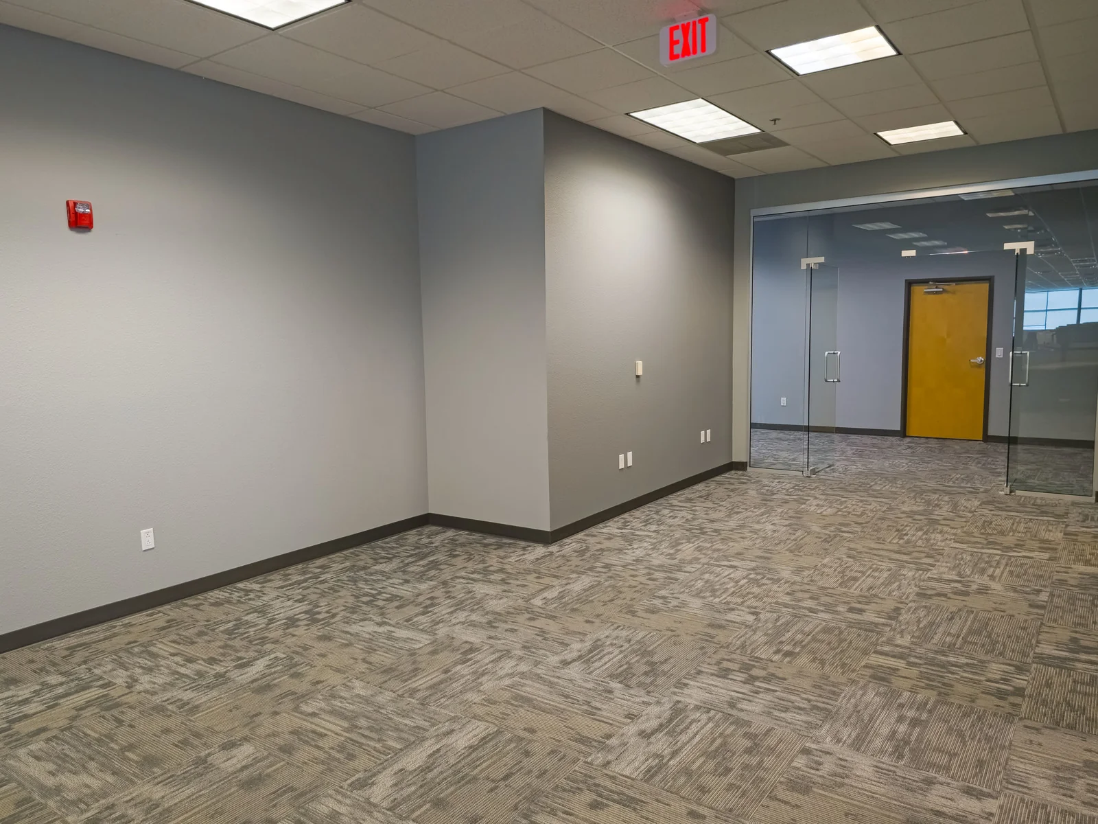 Office/Flex/R&D For Sublease — Lease in Albuquerque, NM, photo 8 of 8
