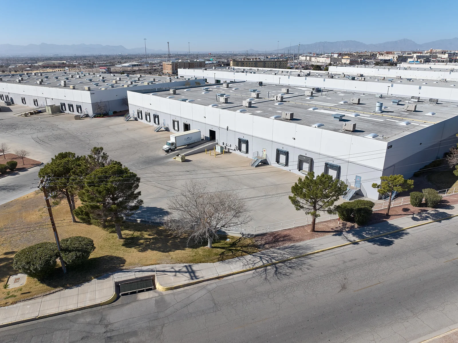 Vista Del Sol Industrial Park — Lease in El Paso, TX, photo 2 of 8