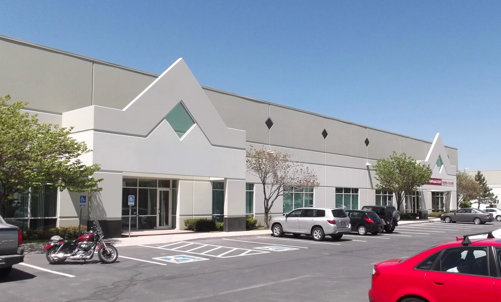 Draper Gateway Center, Bldg B