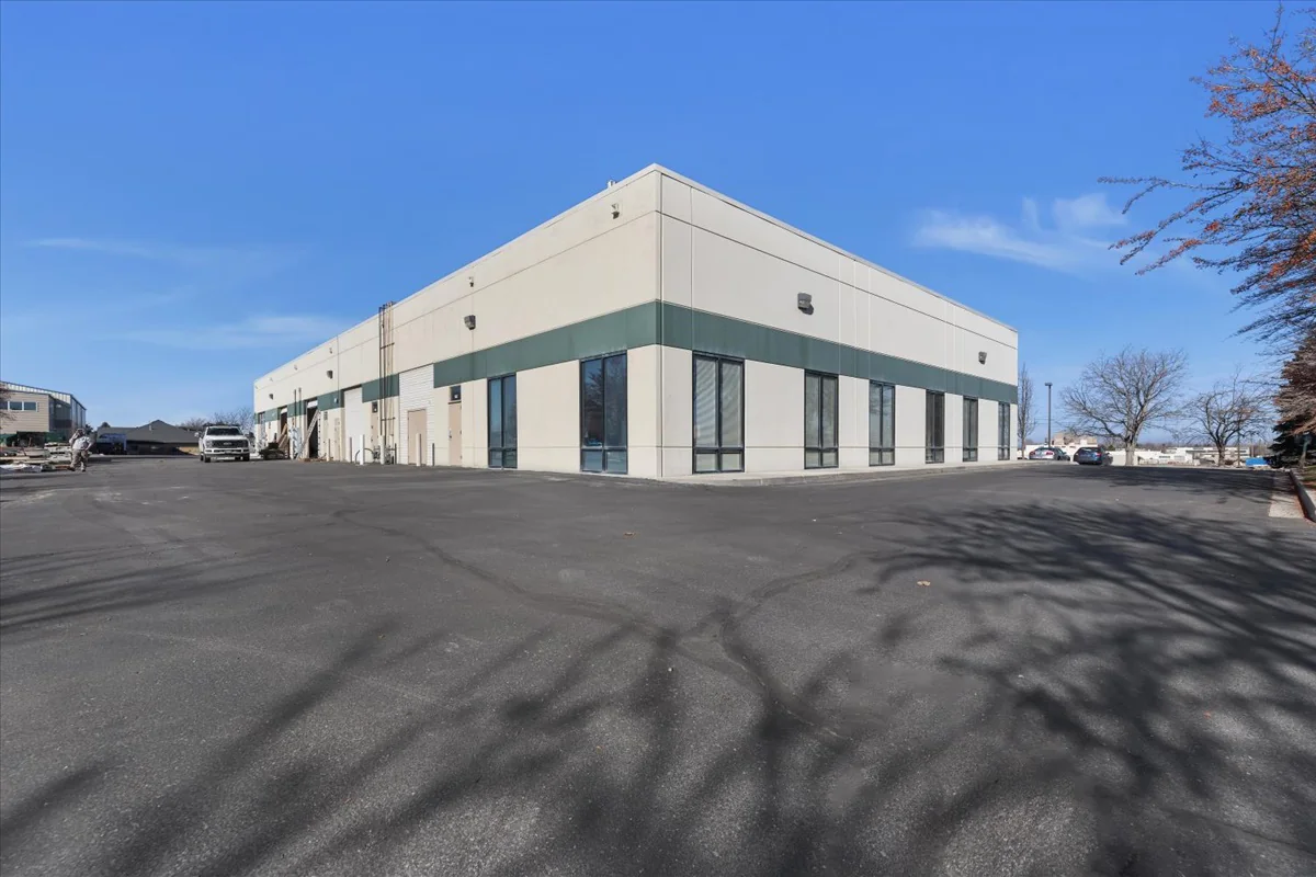 1311 E. Franklin Rd. - photo 5 - Meridian, ID