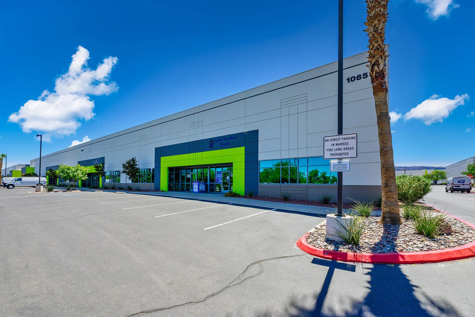 Pacific Business Center — Lease in Henderson, NV, photo 1 of 6