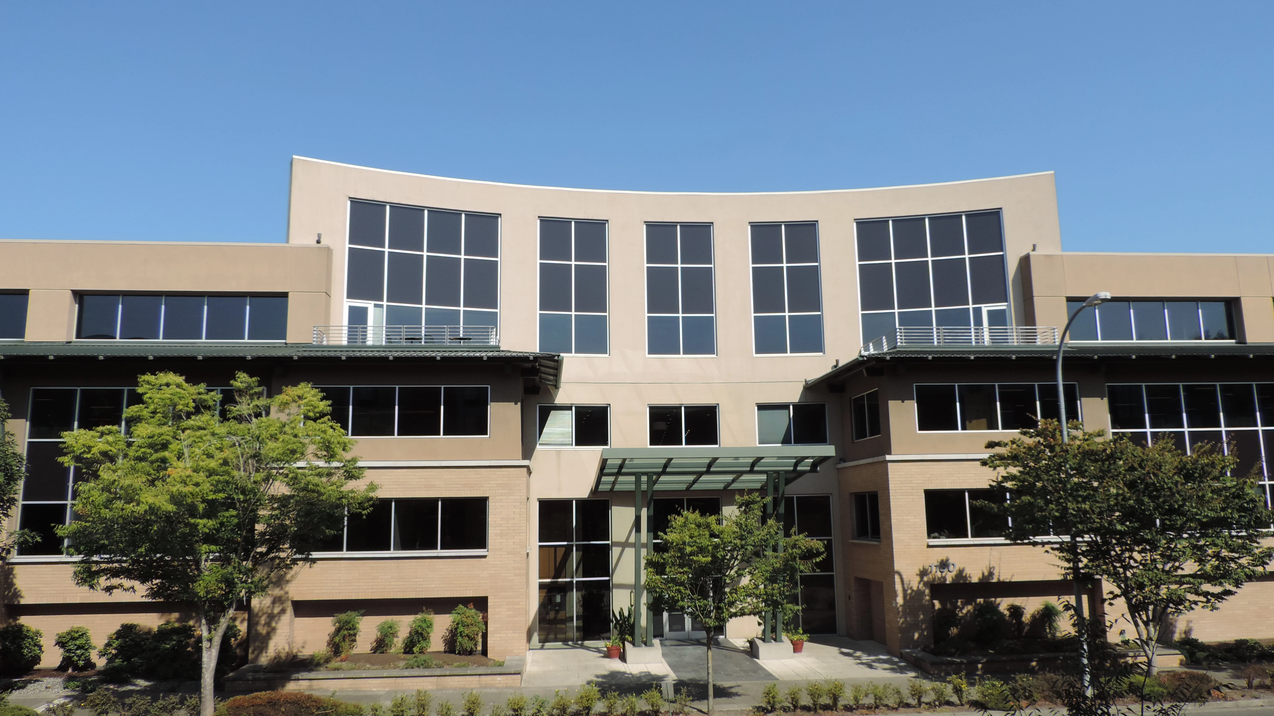 Maple Street Building — Lease in Issaquah, WA, photo 2 of 4