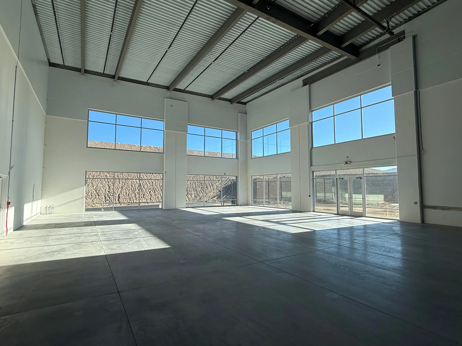 Comstock Commerce Center — Lease in Sparks, NV, photo 3 of 3