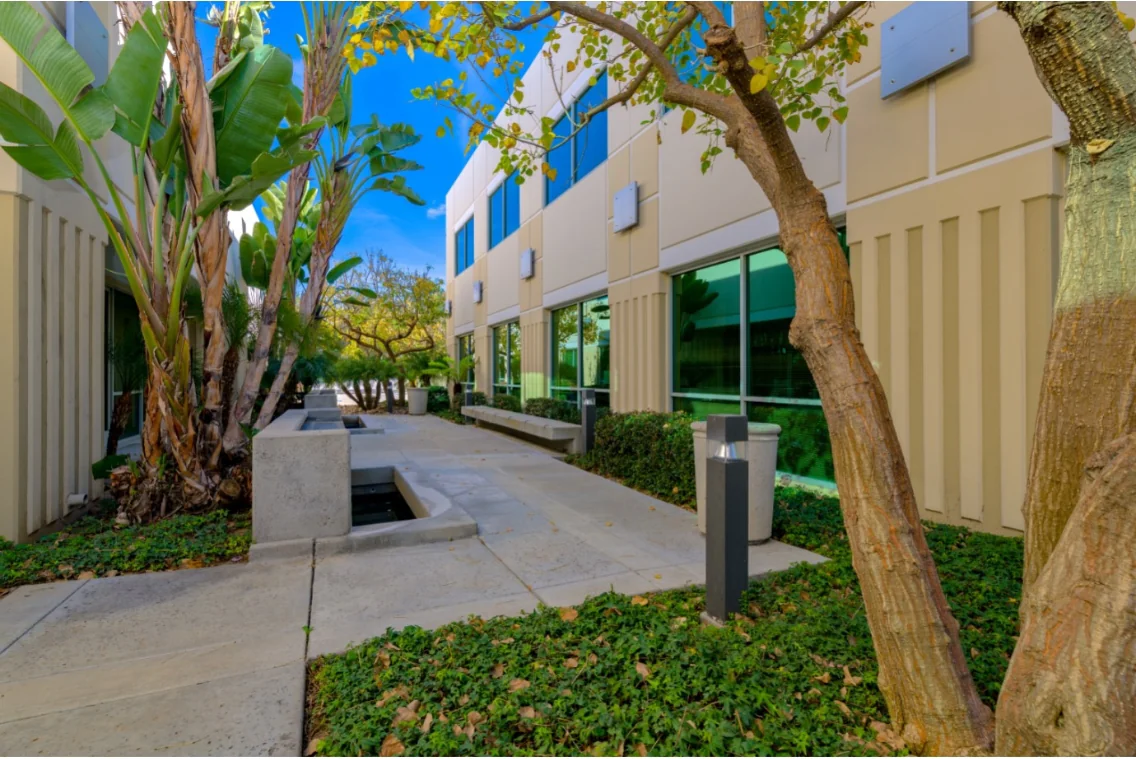 Poway Heights Corporate Plaza — Lease in Poway, CA, photo 2 of 5