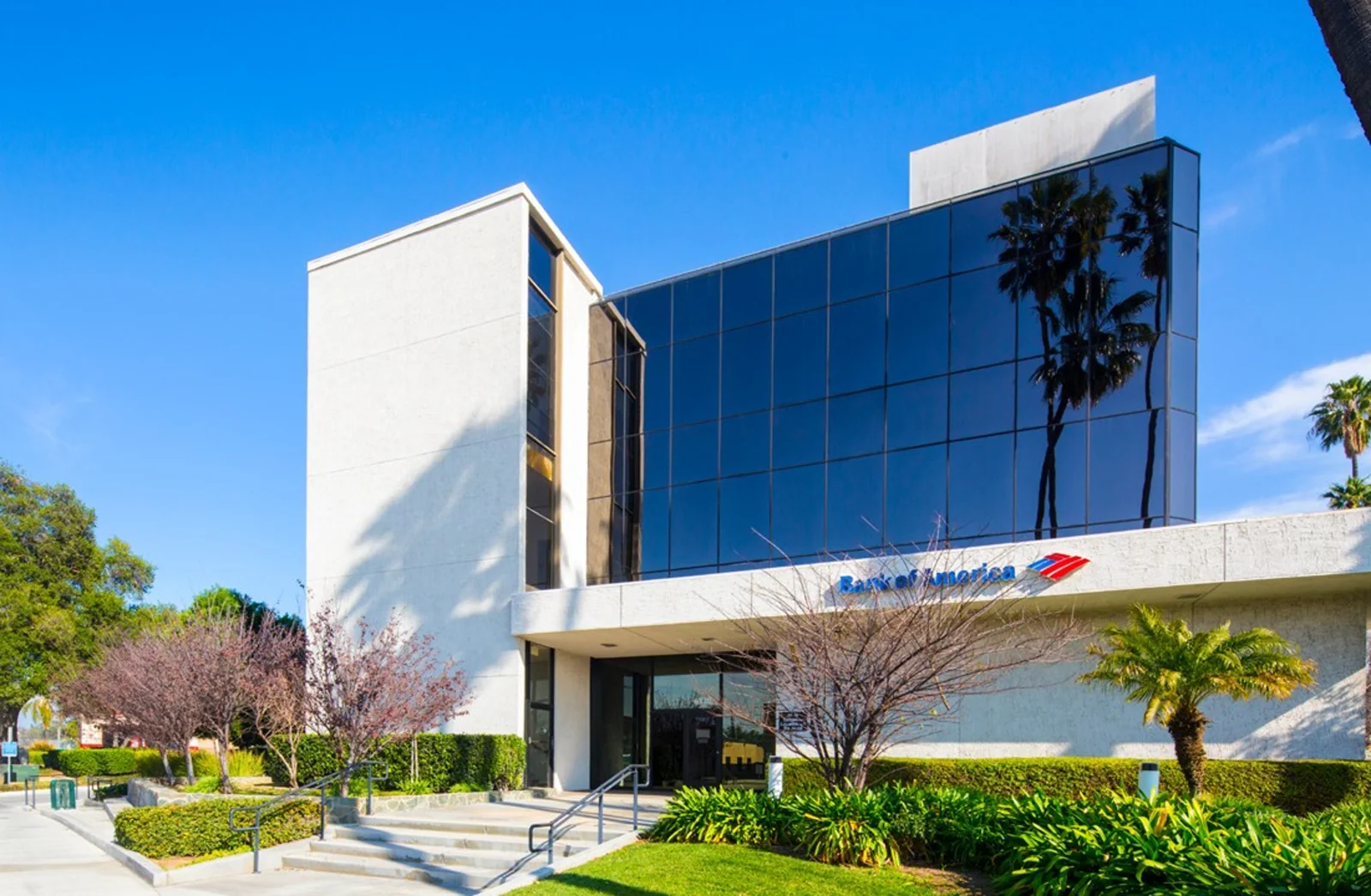 Magnolia Corporate Center - photo 2 - Riverside, CA