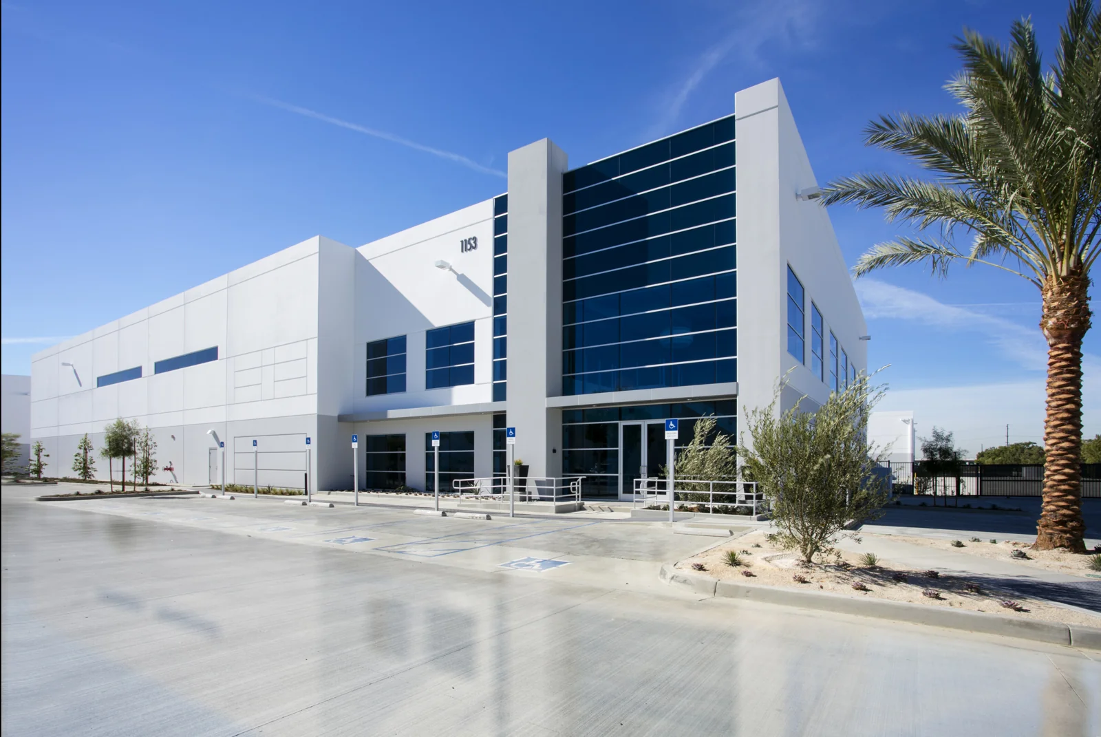 Anaheim Concourse — Lease in Anaheim, CA, photo 4 of 6