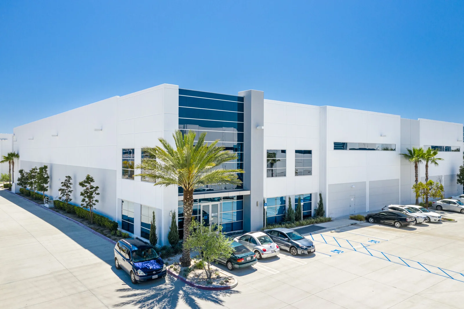 Anaheim Concourse — Lease in Anaheim, CA, photo 5 of 6