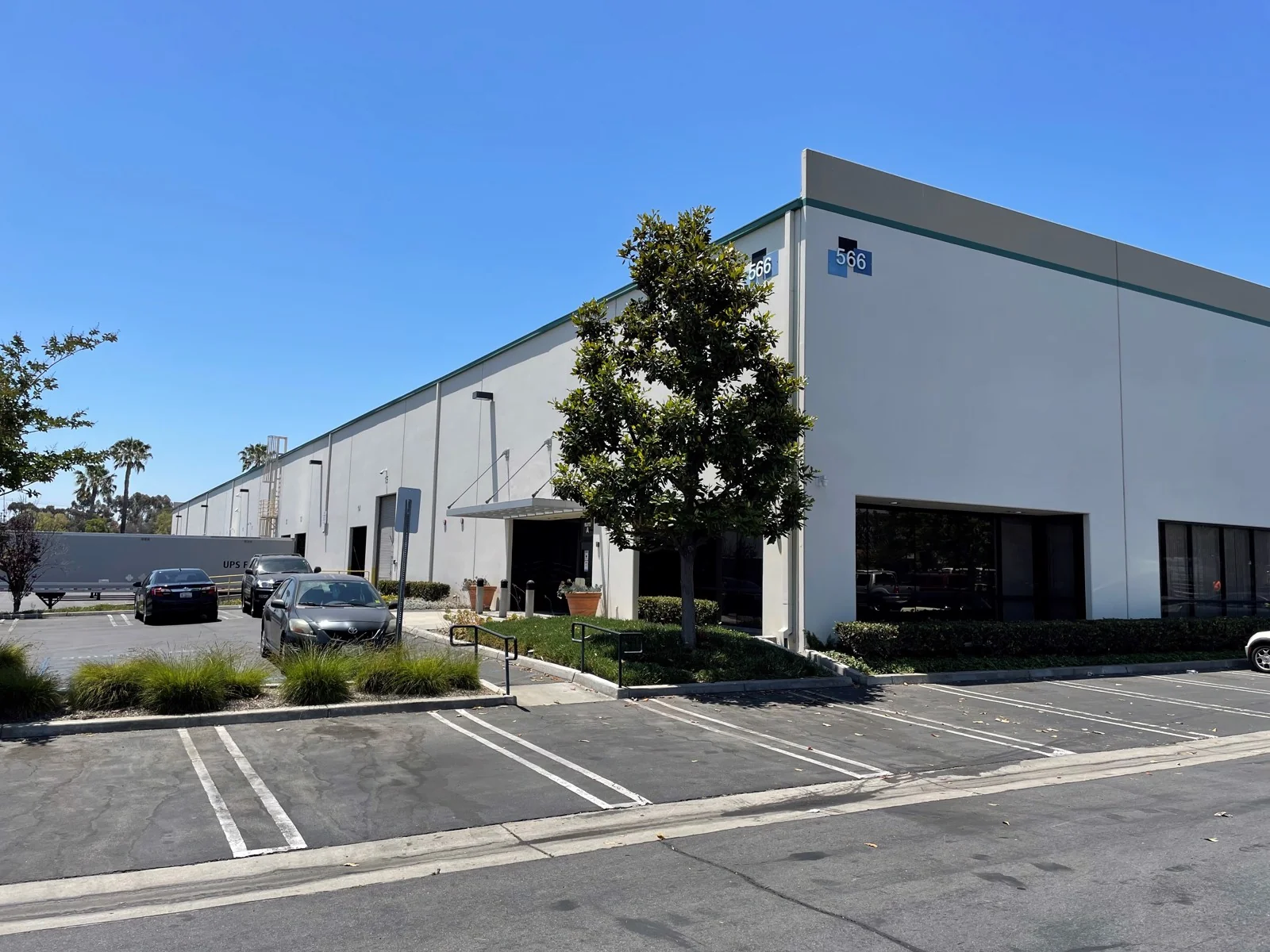 Sunset Distribution Center - photo 6 - Brea, CA