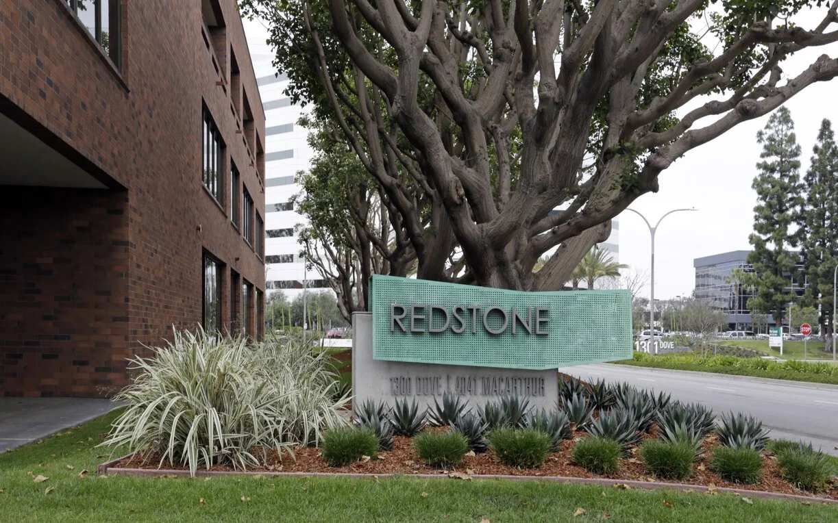 Redstone Plaza — Lease in Newport Beach, CA, photo 4 of 4