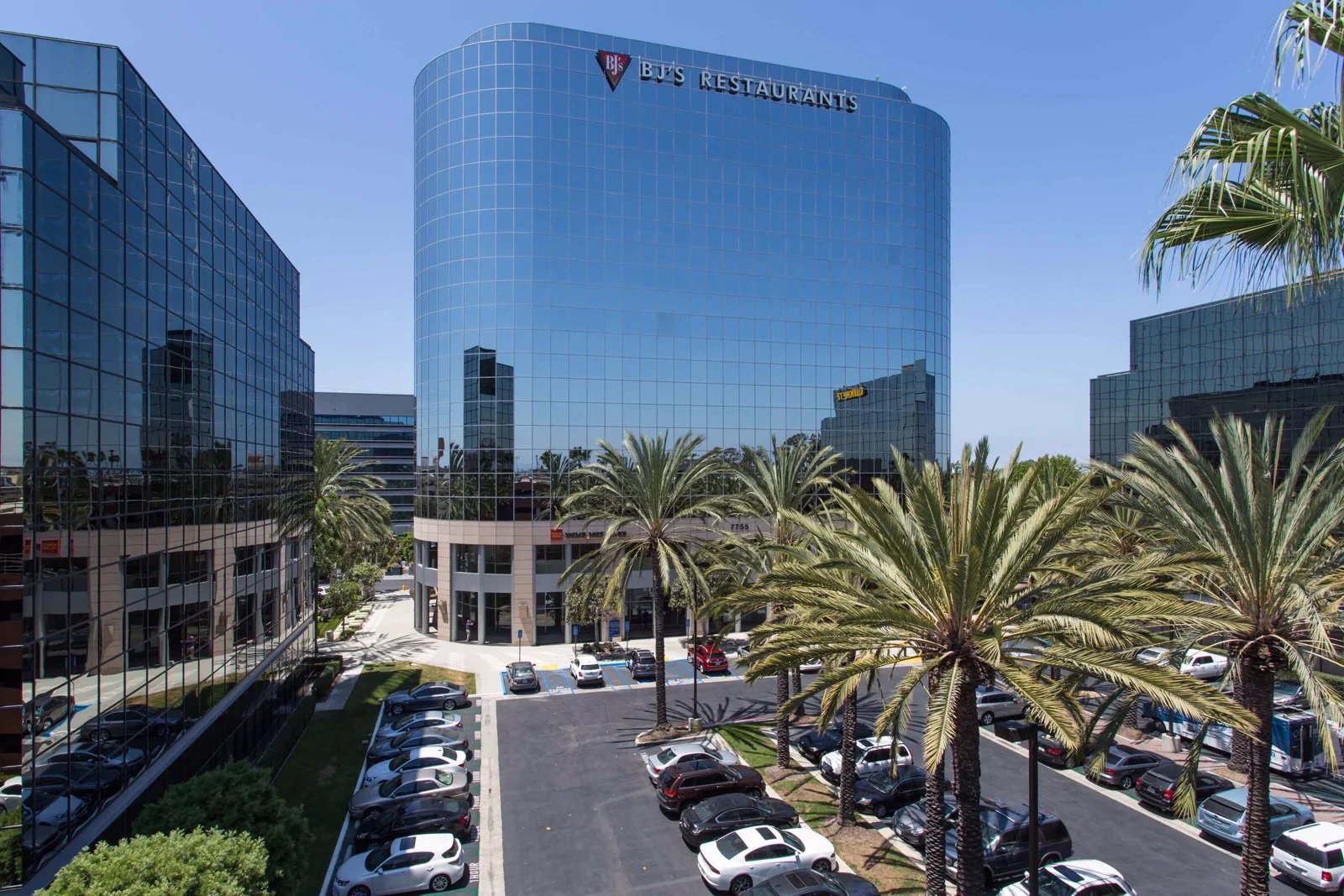 One Pacific Plaza — Lease in Huntington Beach, CA, photo 8 of 8