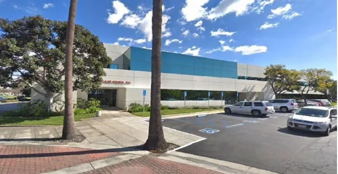 Heritage Corporate Center — Lease in Santa Fe Springs, CA, photo 1 of 5