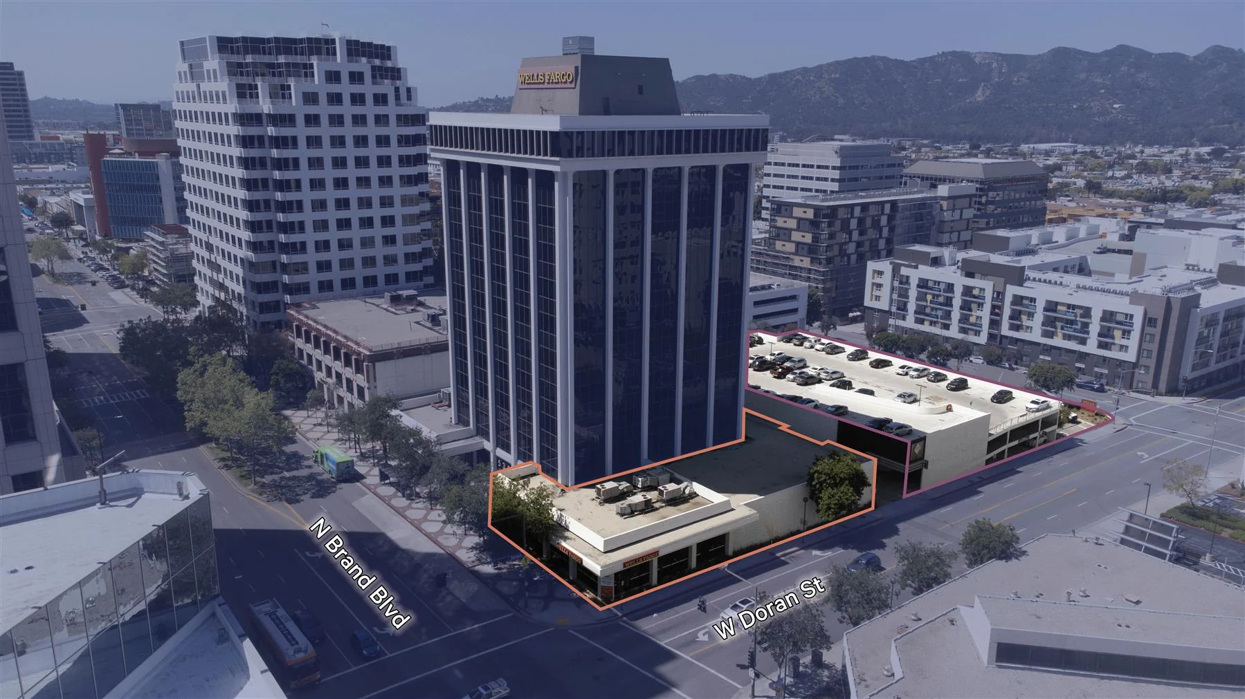Retail in Glendale, CA — Lease in Glendale, CA, photo 7 of 8