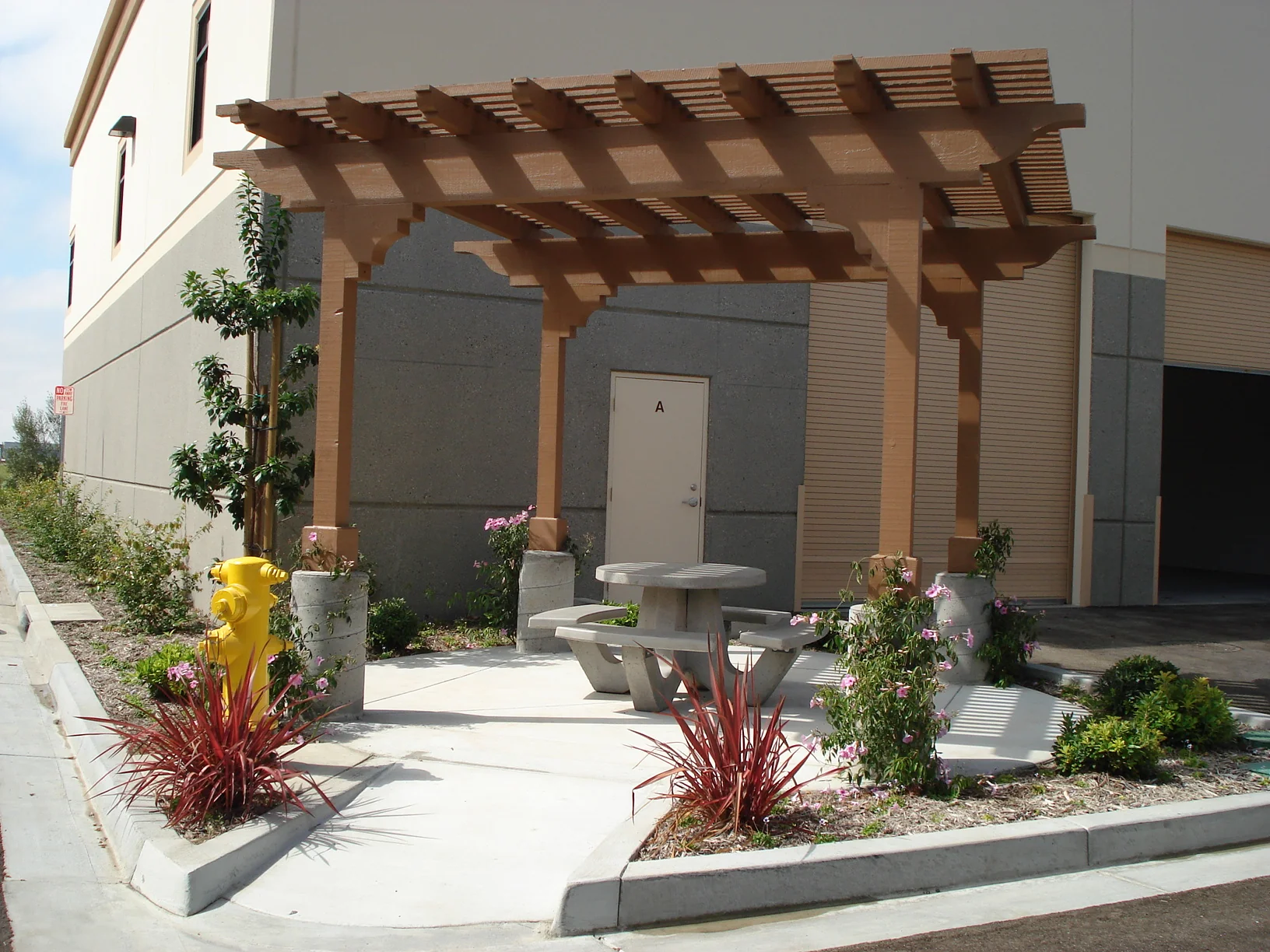 Camarillo Airport Industrial Center — Lease in Camarillo, CA, photo 7 of 8