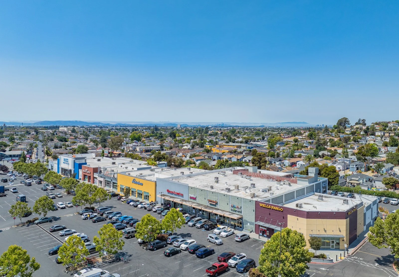 Retail in Oakland, CA — Lease in Oakland, CA, photo 4 of 4
