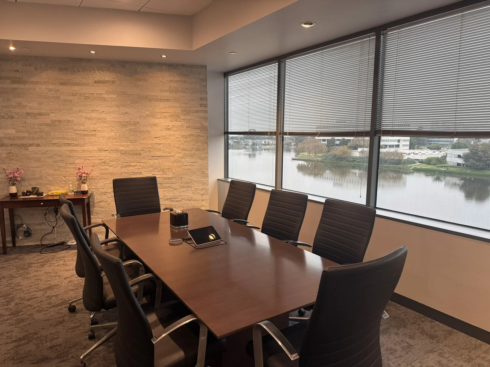 Office in Redwood City, CA — Lease in Redwood City, CA, photo 2 of 8