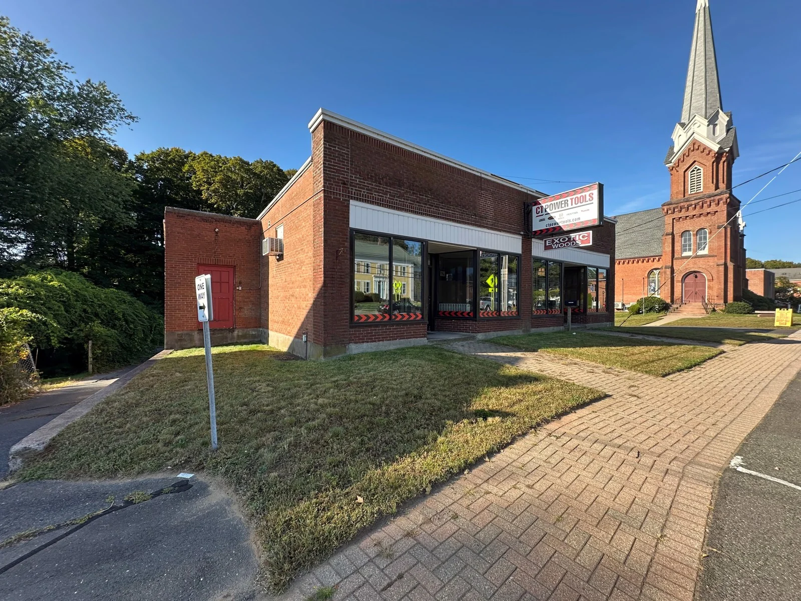 Office in Enfield, CT — Sale in Enfield, CT, photo 1 of 5