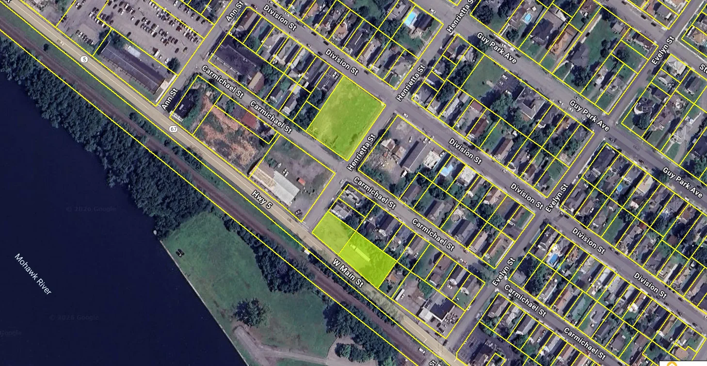 Land in Amsterdam, NY — Sale in Amsterdam, NY, photo 1 of 1