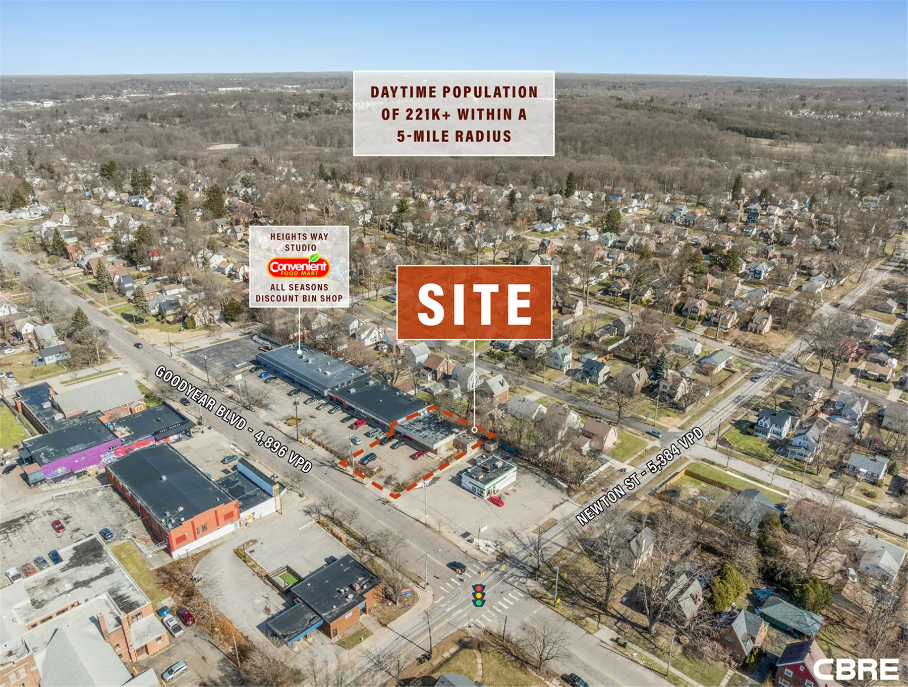 2,742 SF Building on ±0.25 AC — Sale in Akron, OH, photo 2 of 5