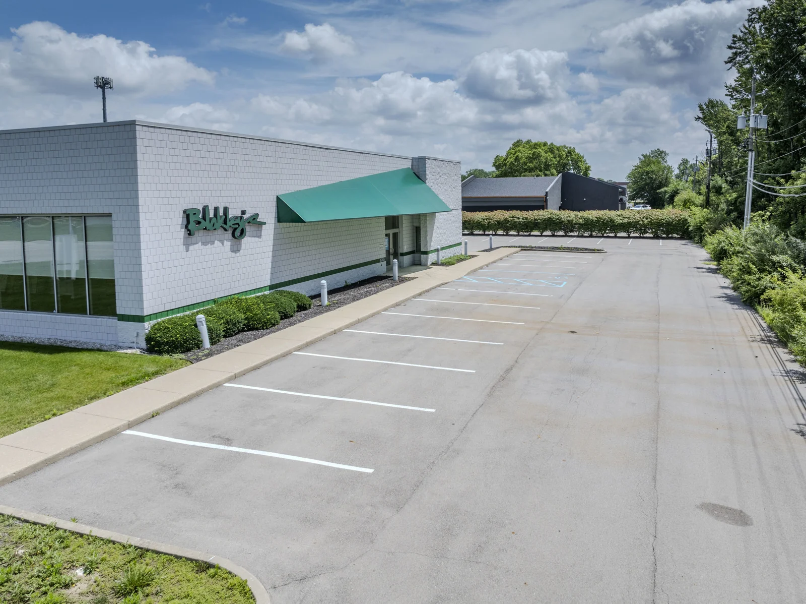 8765 Hague Road — Sale in Indianapolis, IN, photo 4 of 4