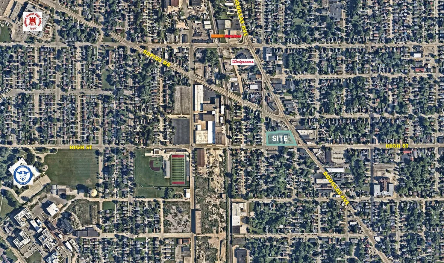 Freestanding Retail / Redevelopment Opportunity — Sale in Racine, WI, photo 2 of 3