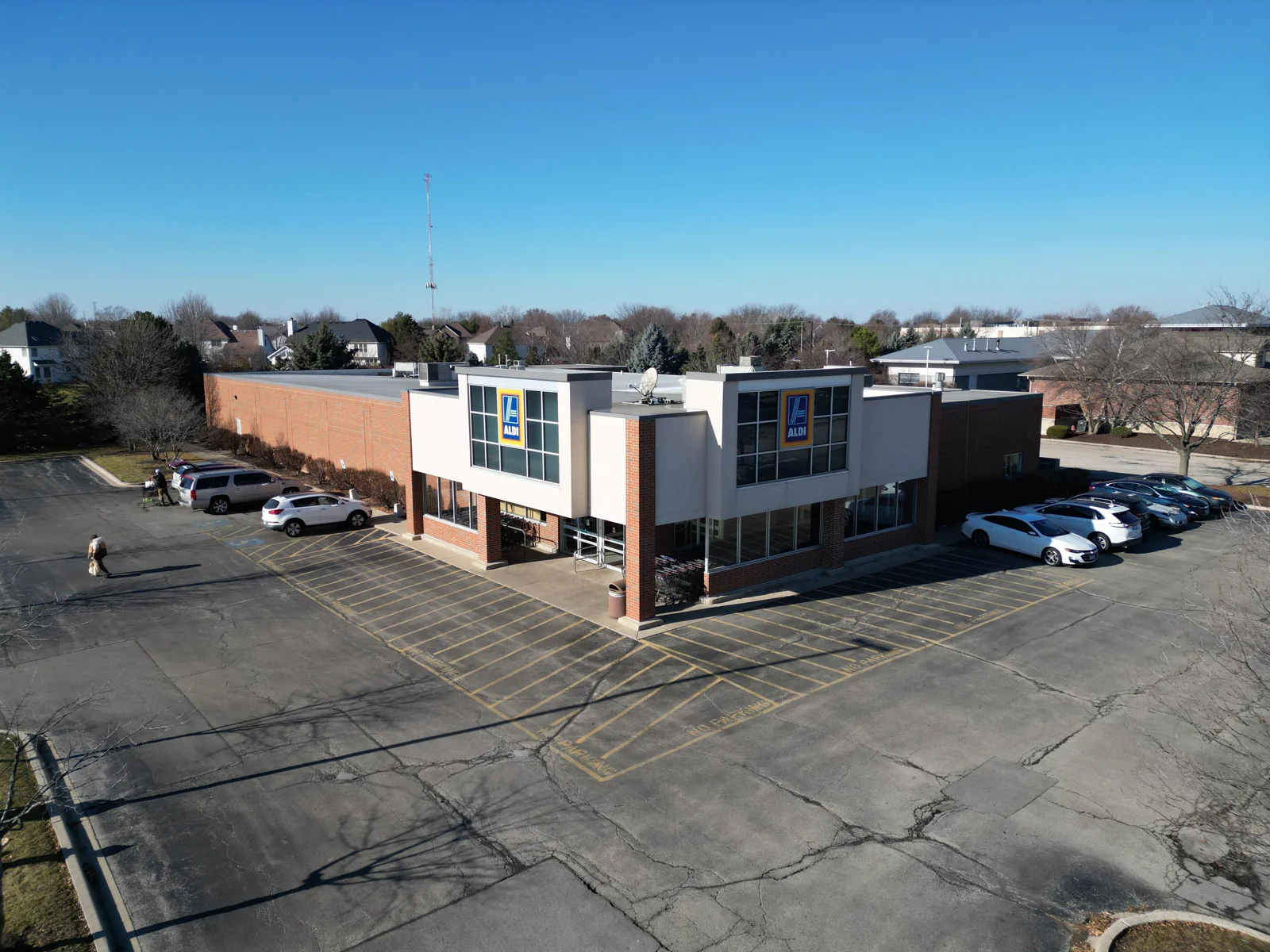 Retail in Plainfield, IL — Sale in Plainfield, IL, photo 2 of 4