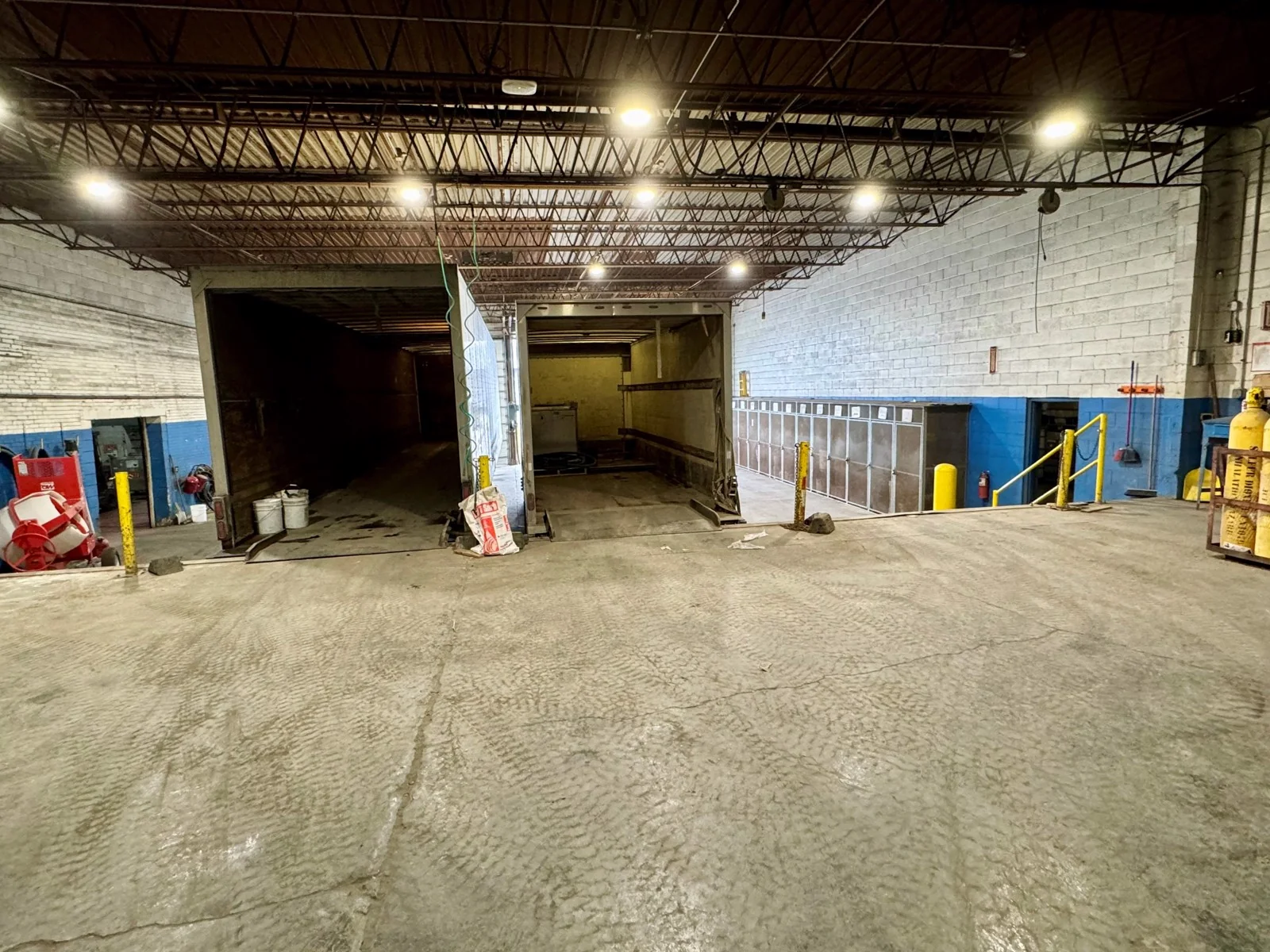 Industrial in Rockford, IL — Sale in Rockford, IL, photo 6 of 8