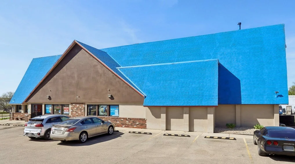 Freestanding Restaurant — Sale in Madison, WI, photo 1 of 4