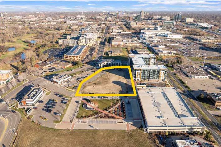Land in Edina, MN — Sale in Edina, MN, photo 3 of 4