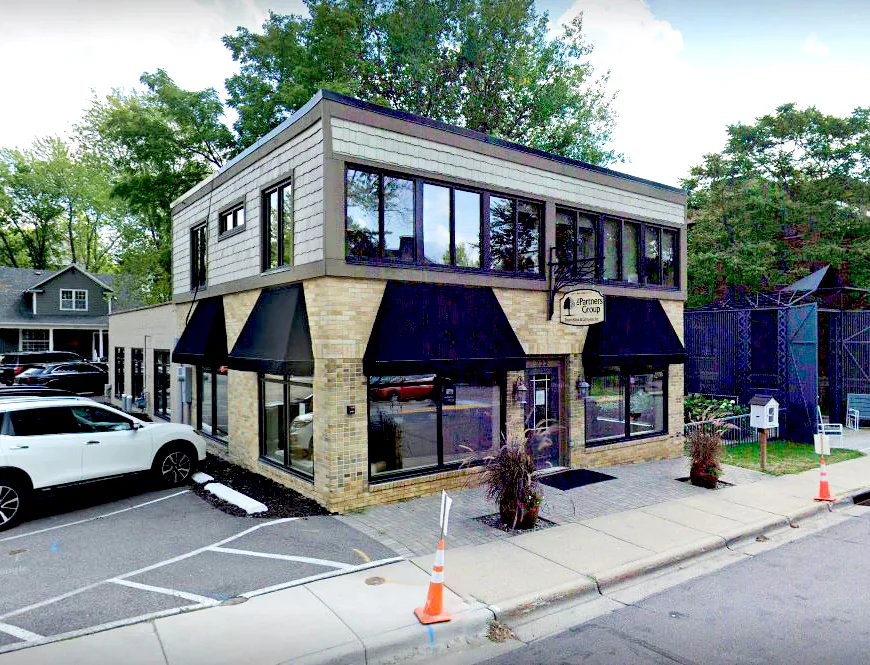 The Wise House & 222 Minnetonka — Sale in Wayzata, MN, photo 1 of 8