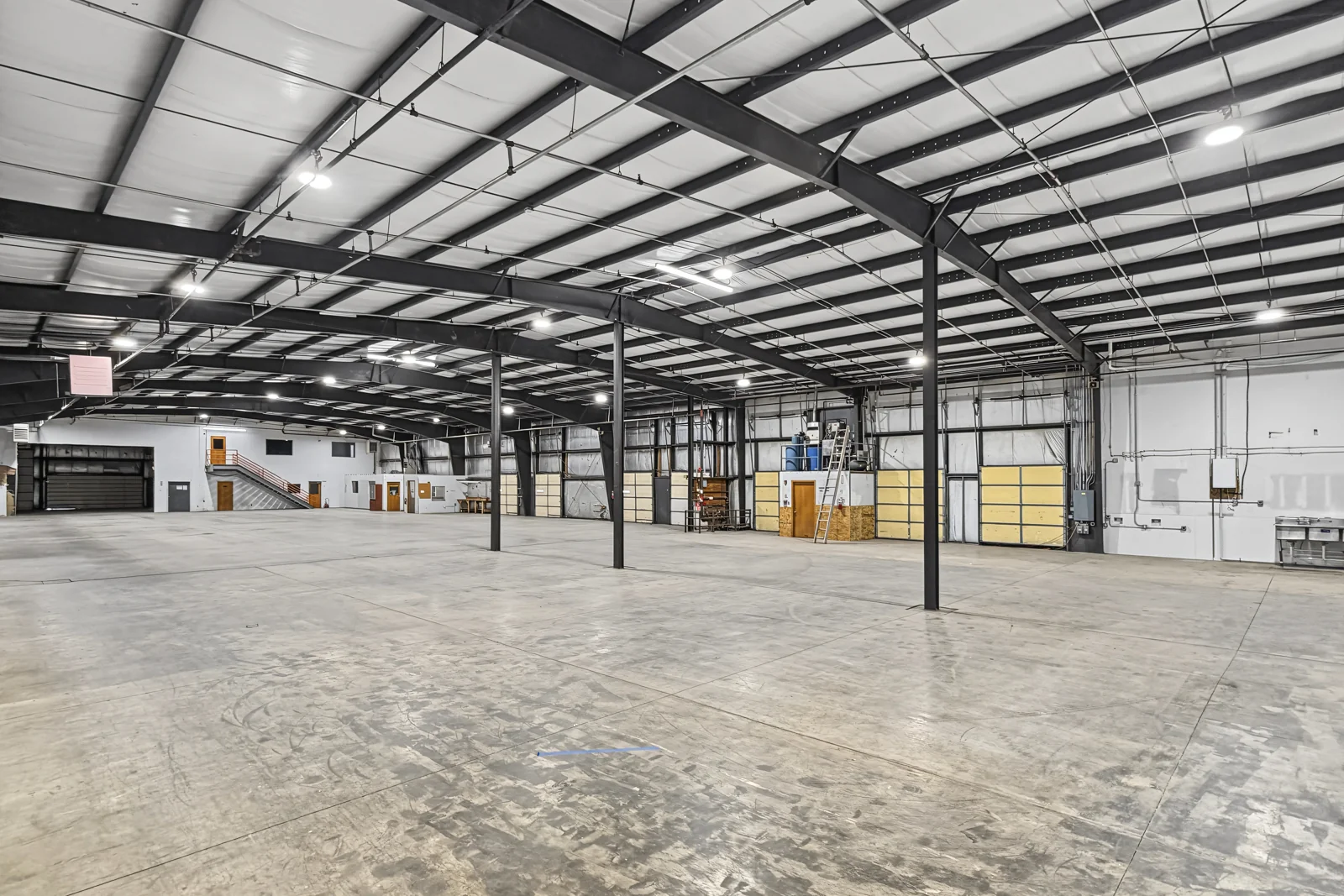 Industrial in Des Moines, IA — Sale in Des Moines, IA, photo 7 of 8