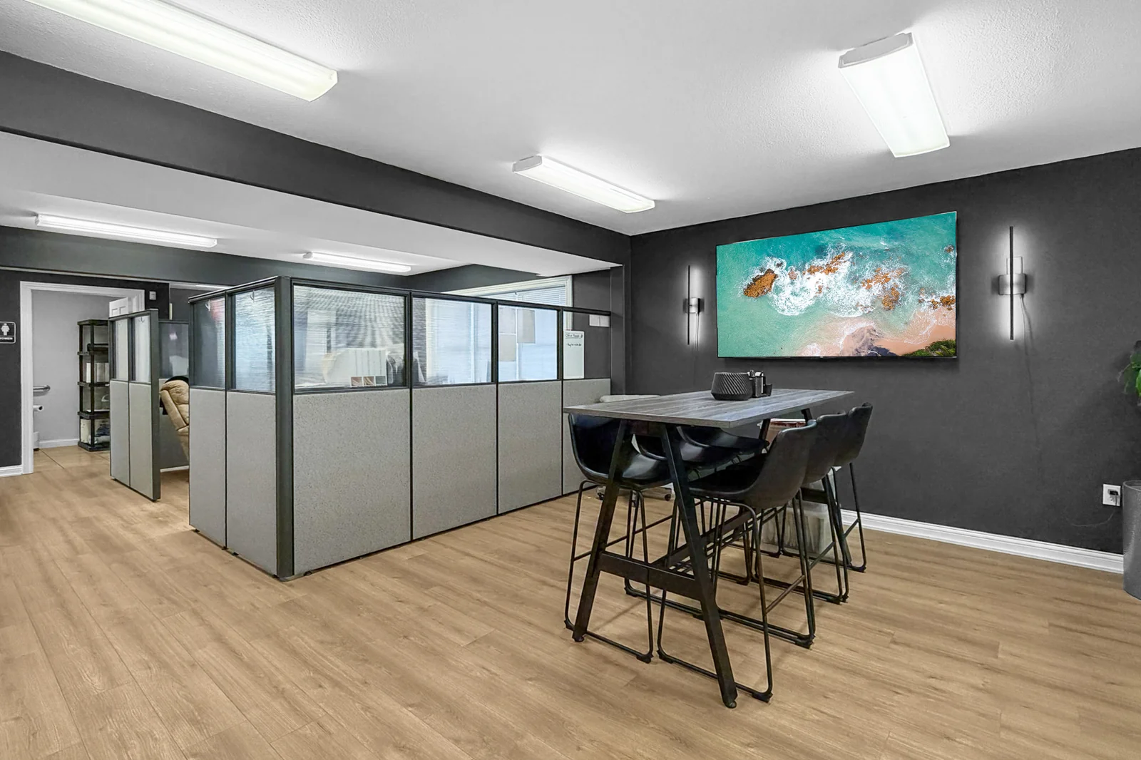 Office in Des Moines, IA — Sale in Des Moines, IA, photo 6 of 7