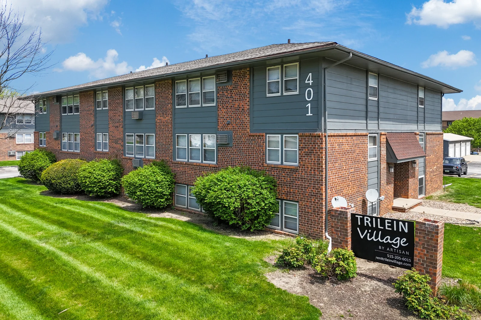 Trilein Village Apartments — Sale in Ankeny, IA, photo 1 of 8
