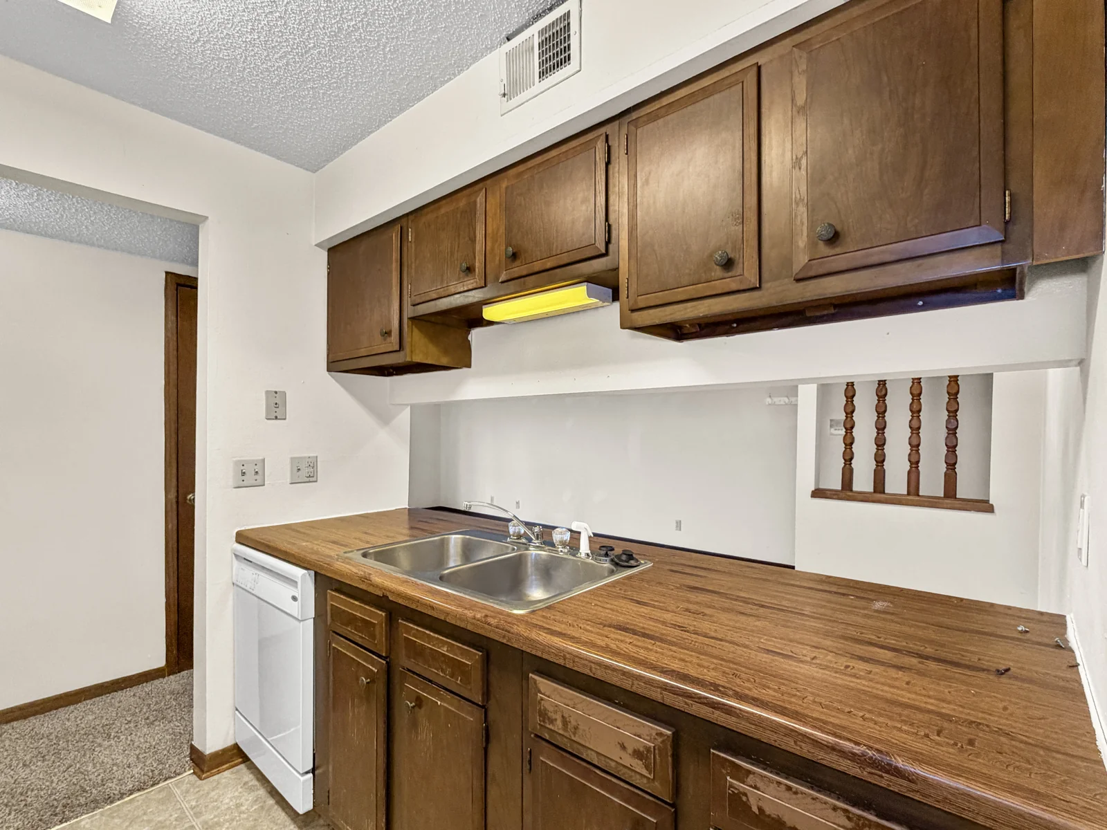Riverview Apartments — Sale in Ames, IA, photo 5 of 8