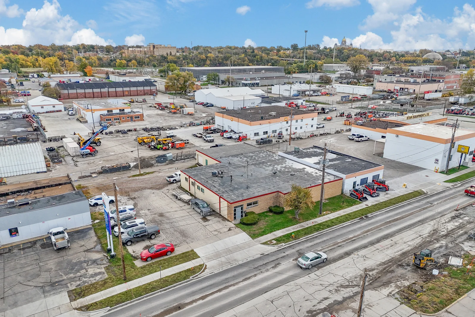 Industrial in Des Moines, IA — Sale in Des Moines, IA, photo 1 of 8