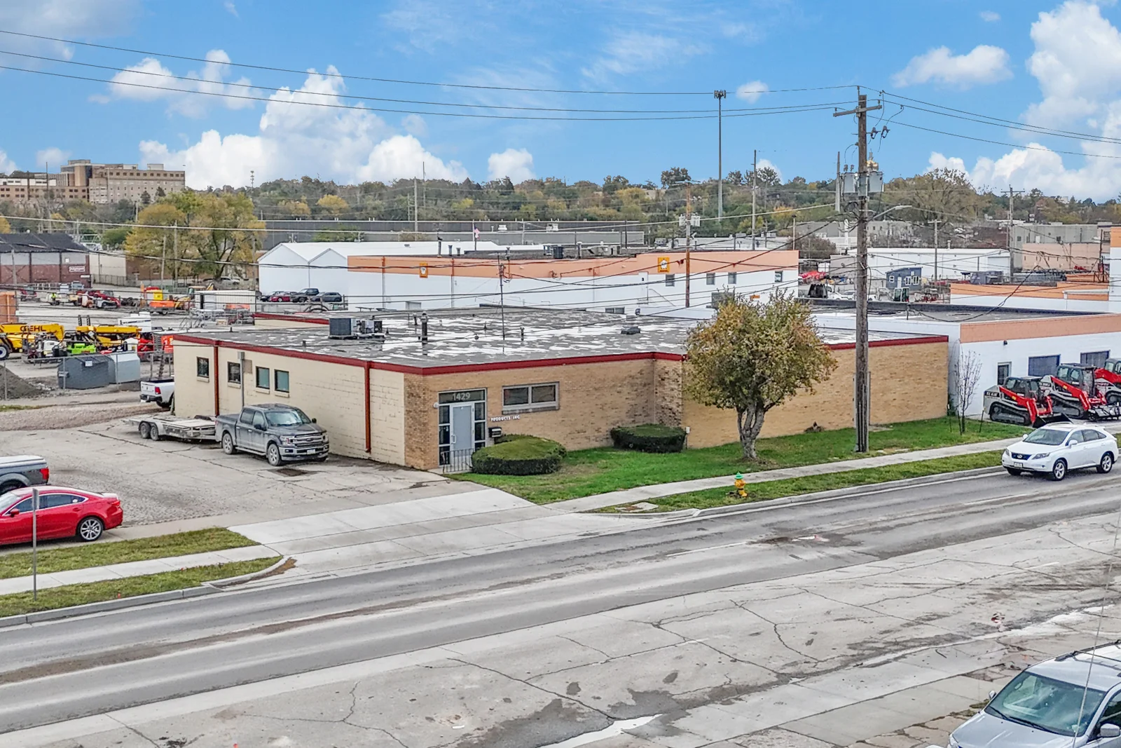 Industrial in Des Moines, IA — Sale in Des Moines, IA, photo 2 of 8