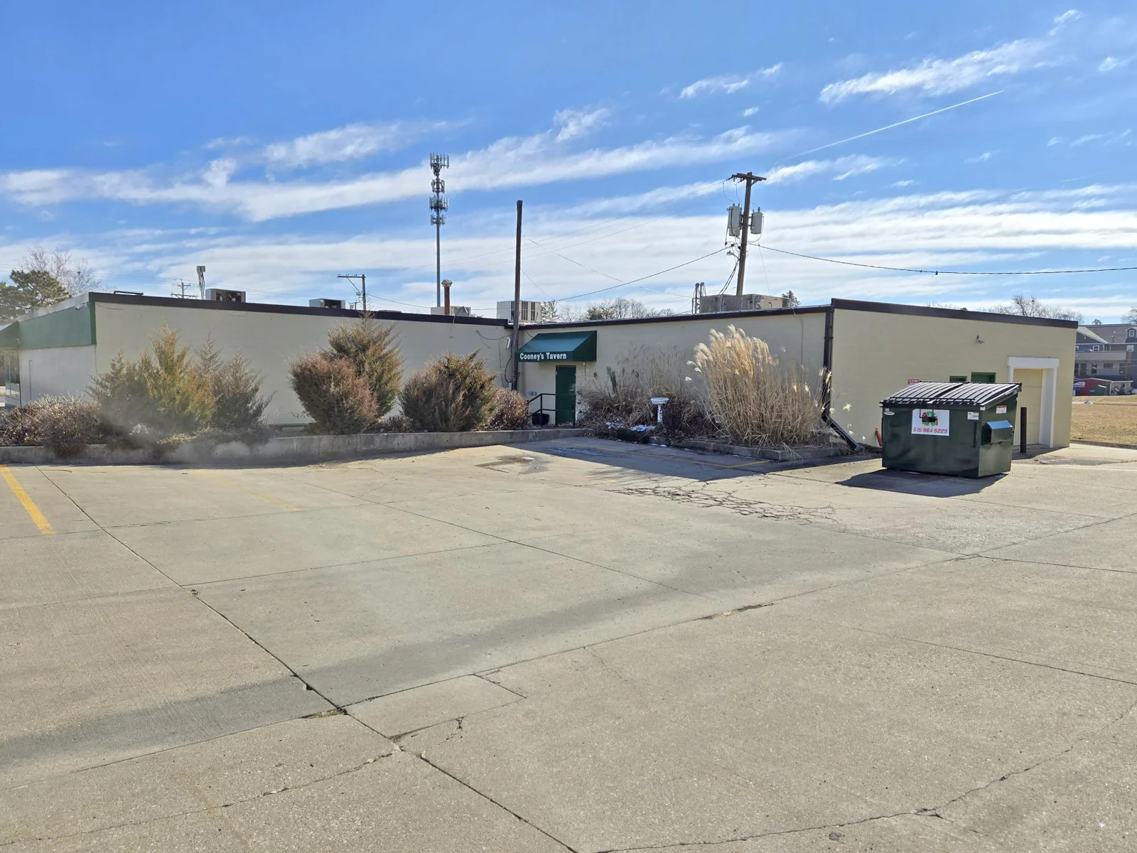 Retail in Des Moines, IA — Sale in Des Moines, IA, photo 1 of 4