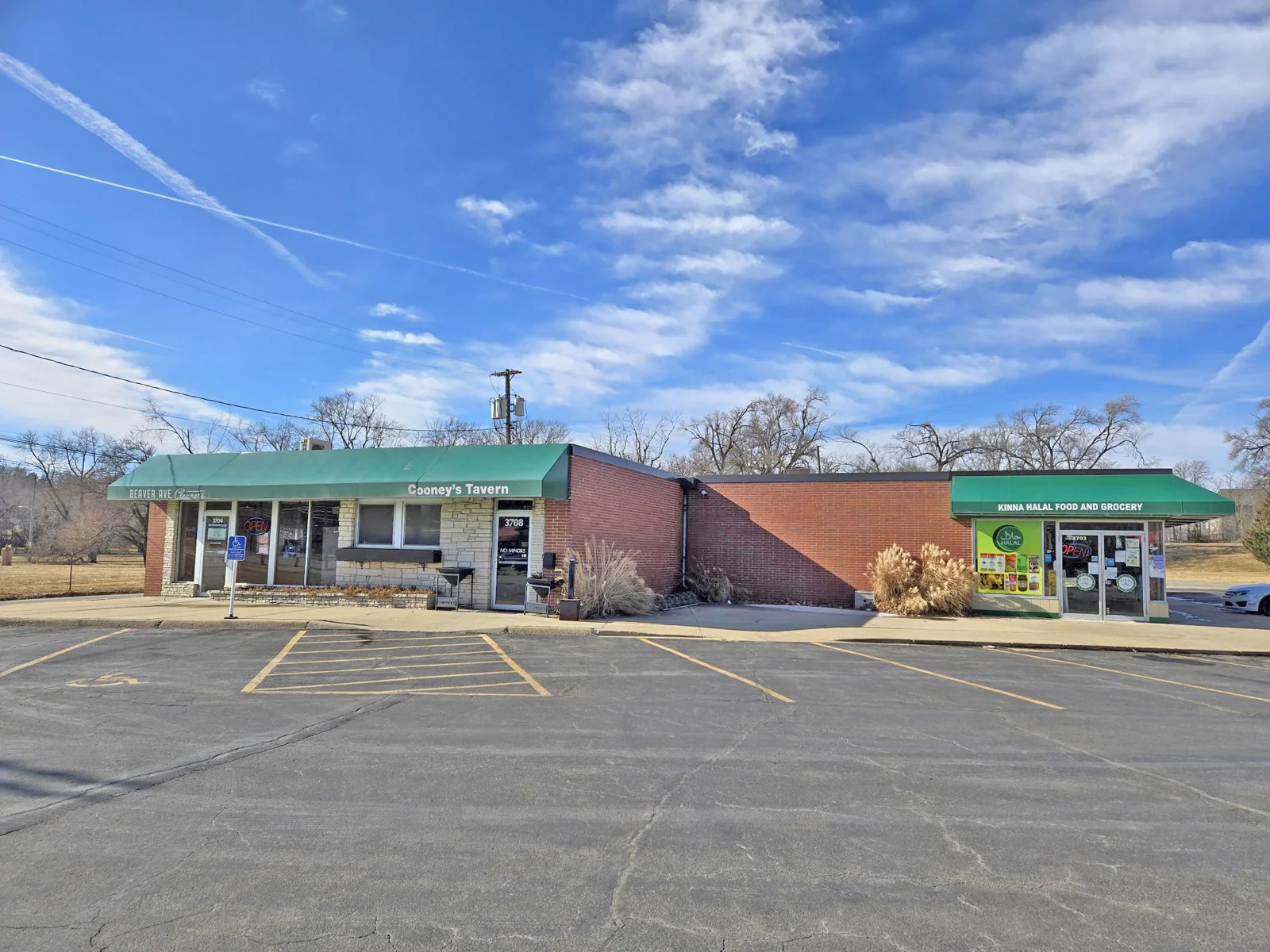 Retail in Des Moines, IA — Sale in Des Moines, IA, photo 2 of 4