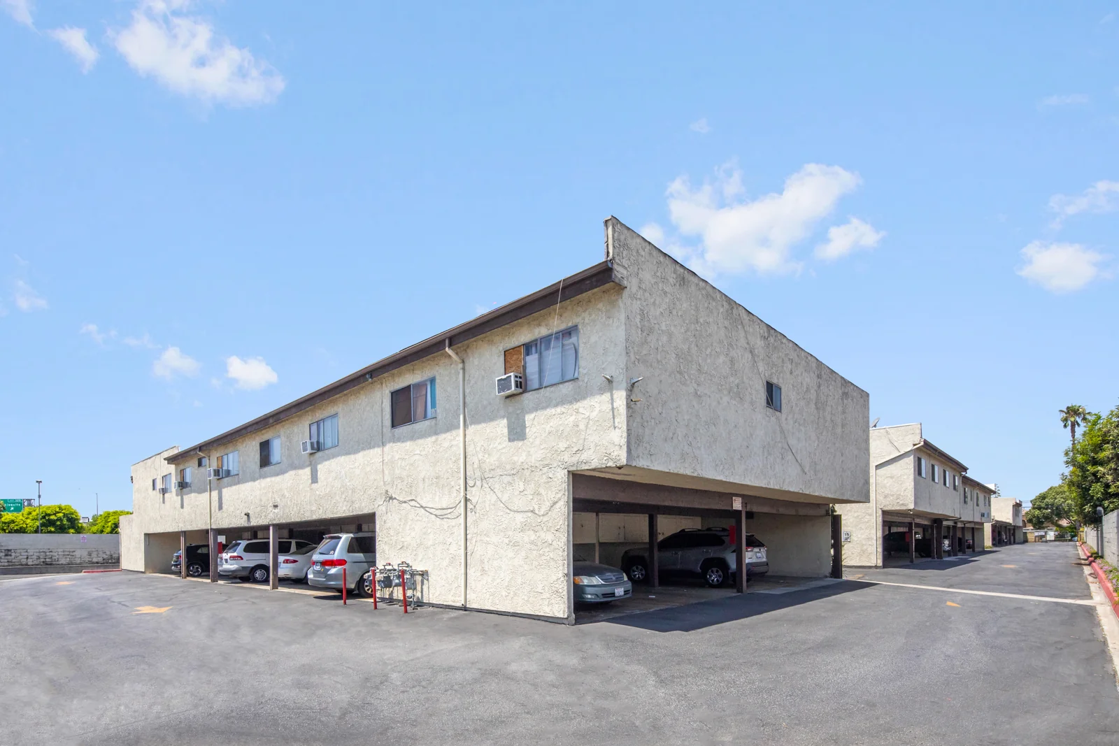 Multifamily in Baldwin Park, CA — Sale in Baldwin Park, CA, photo 7 of 8