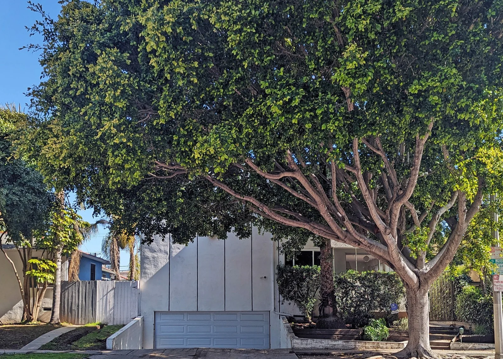 Multifamily in Santa Monica, CA — Sale in Santa Monica, CA, photo 1 of 8