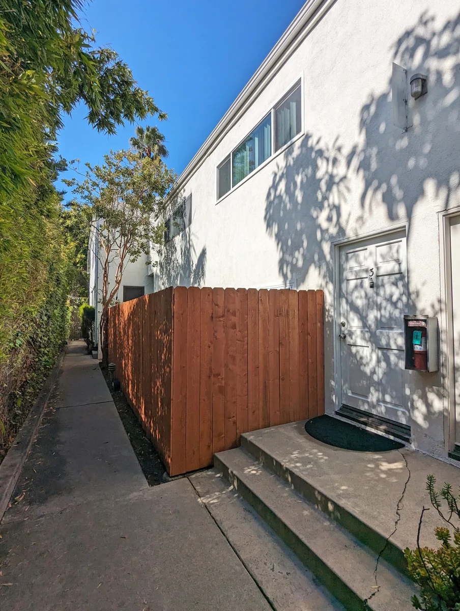 Multifamily in Santa Monica, CA — Sale in Santa Monica, CA, photo 4 of 8