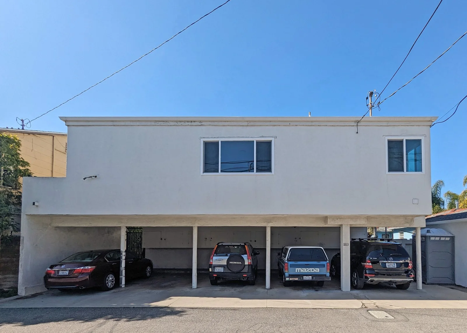 Multifamily in Santa Monica, CA — Sale in Santa Monica, CA, photo 5 of 8