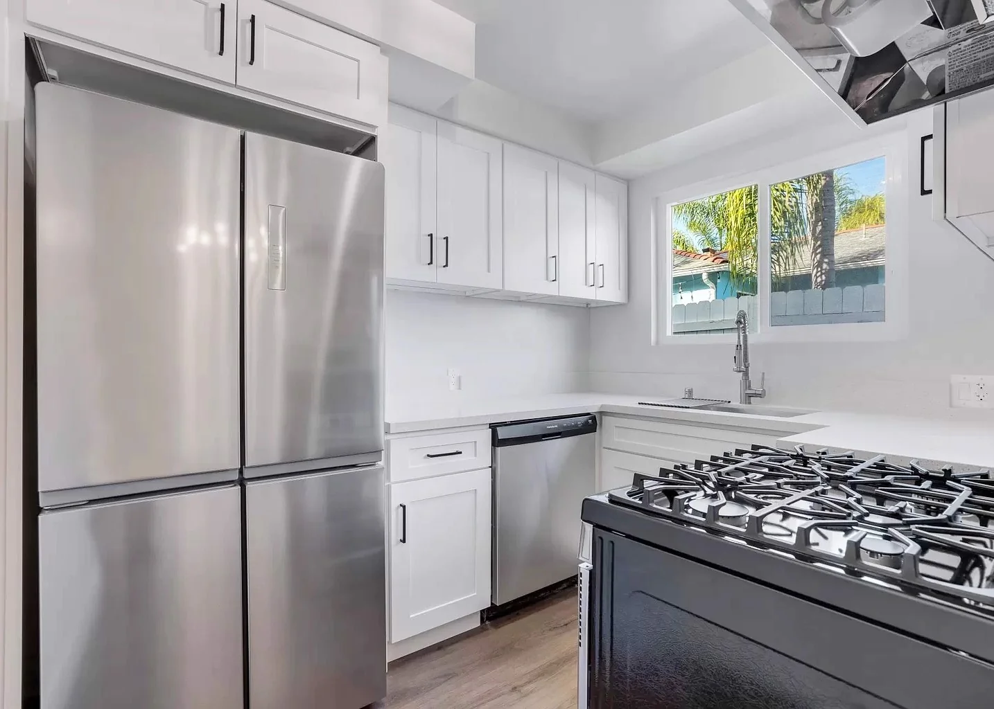 Multifamily in Santa Monica, CA — Sale in Santa Monica, CA, photo 6 of 8