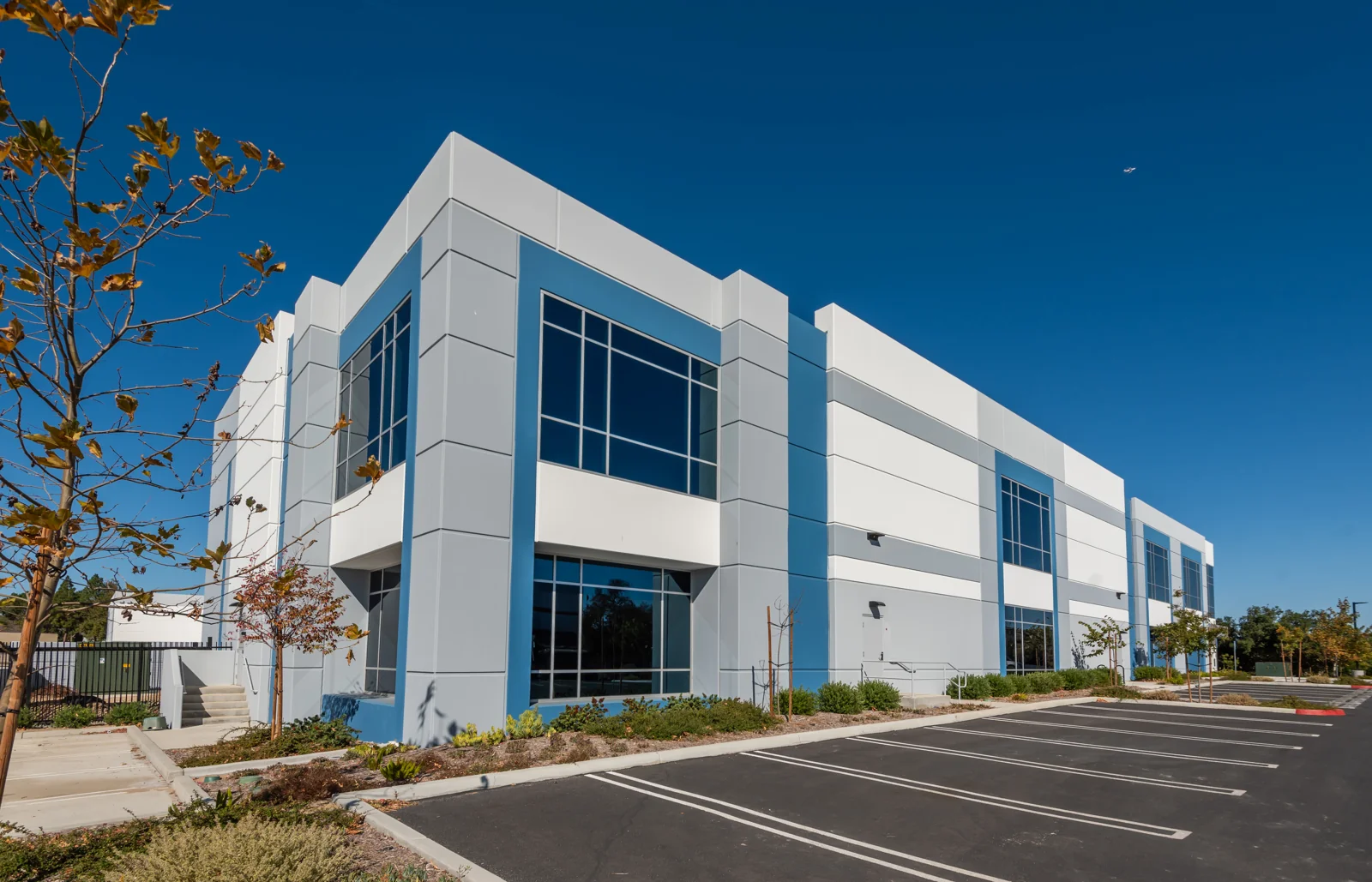 Conejo Spectrum Gateway — Sale in Thousand Oaks, CA, photo 1 of 7