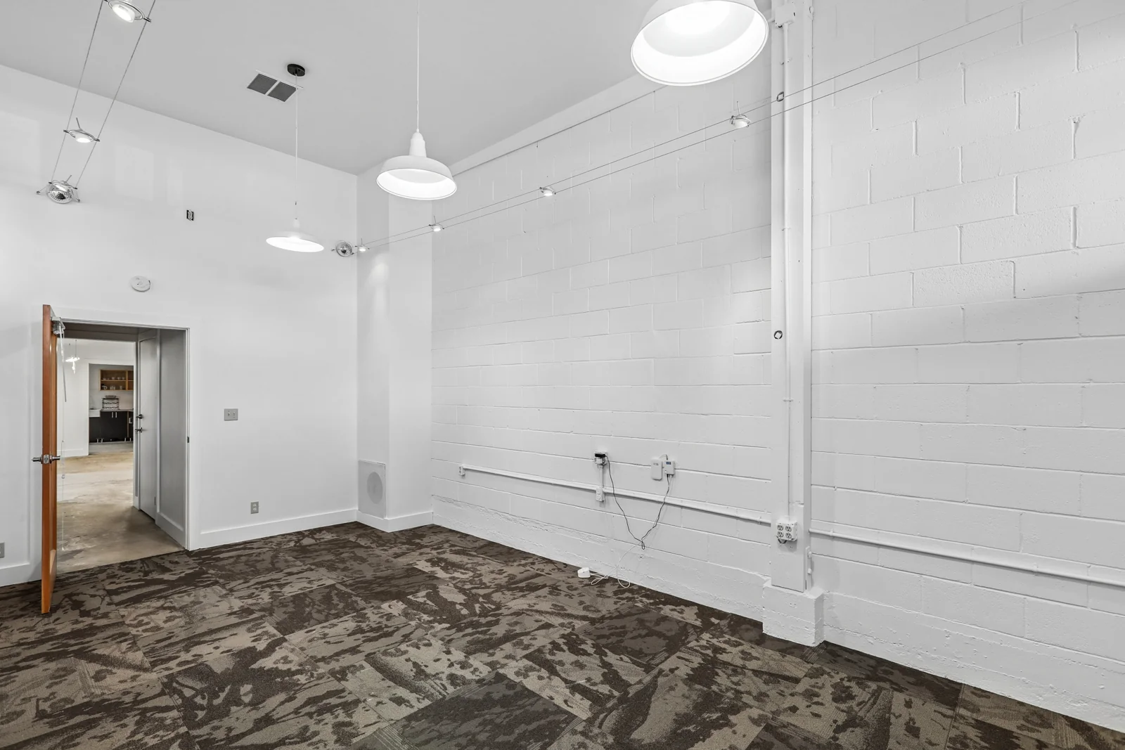 FlexIndustrial in Oakland, CA — Sale in Oakland, CA, photo 6 of 8