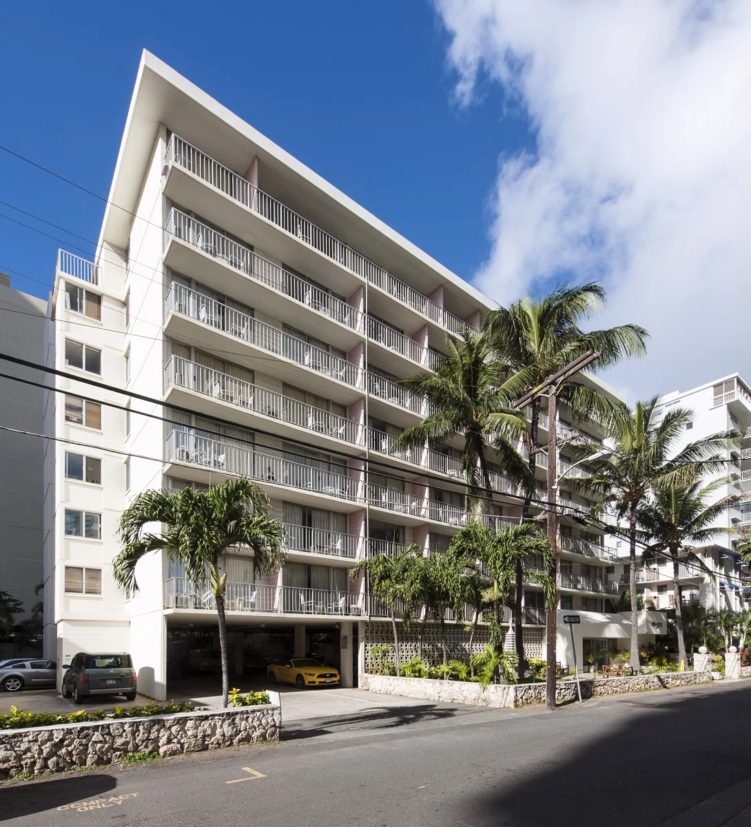 Ewa Hotel Waikiki — Sale in Honolulu, HI, photo 1 of 8