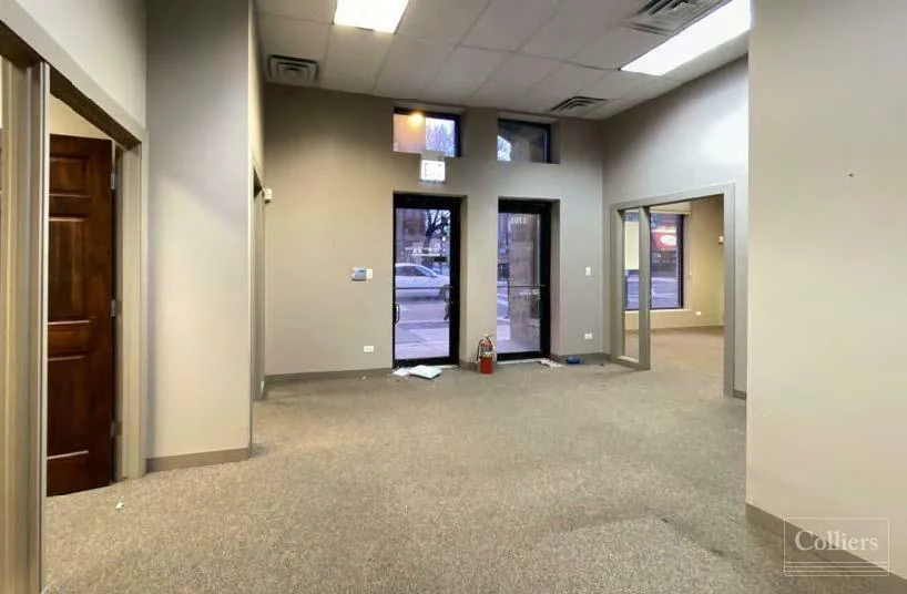 Retail / Office / Medical Office Available for Lease… — Sale in Chicago, IL, photo 4 of 8